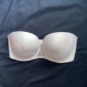 Victoria’s Secret Dream Angels White Lace Strapless Bra 32DD